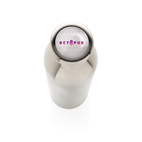 Botella aislada en cobre antigoteo