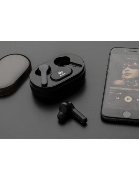 Auriculares TWS con logotipo iluminado en estuche de carga