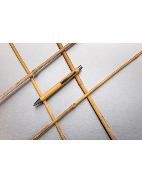 Bolígrafo fino de bambú de diseño