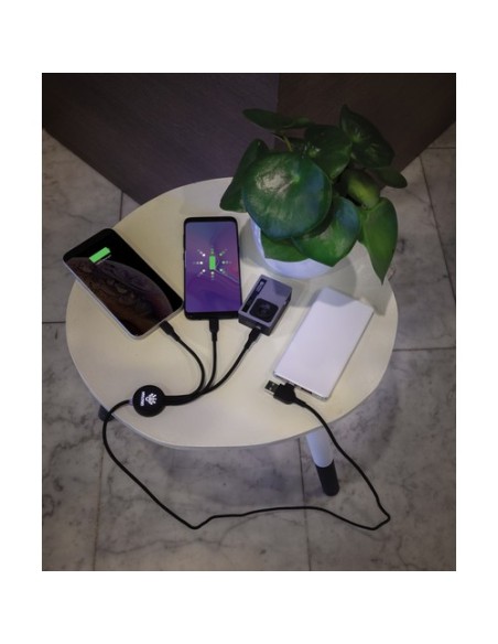 Cable 6 en 1 con logo iluminado