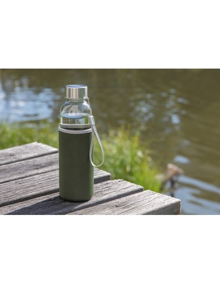 Botella de vidrio con funda de neopreno