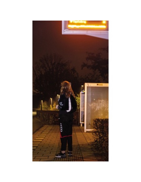 Mochila reflectante RPET con cordón y trazador AWARE 