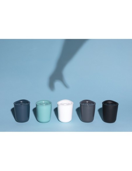 Taza de café antimicrobiana simplista