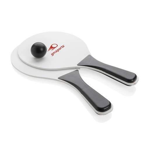 Juego pelota de playa