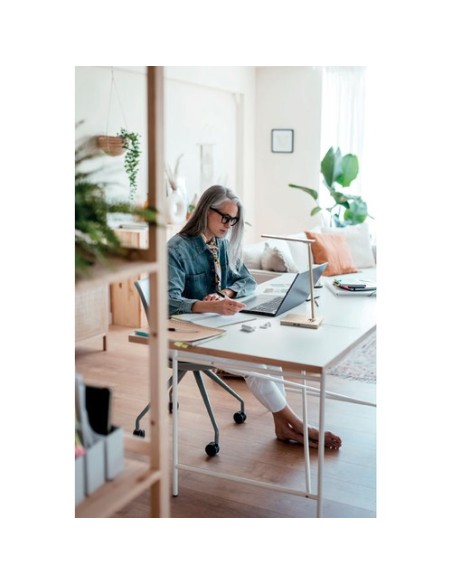 NEAT LIGHT Lampara sobremesa cargador 10 W