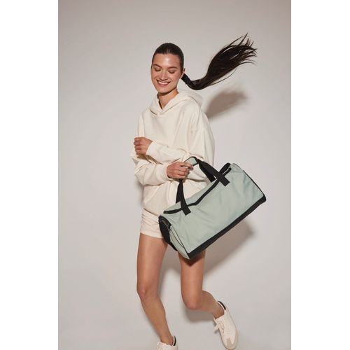 Bolsa de deporte básica en material...