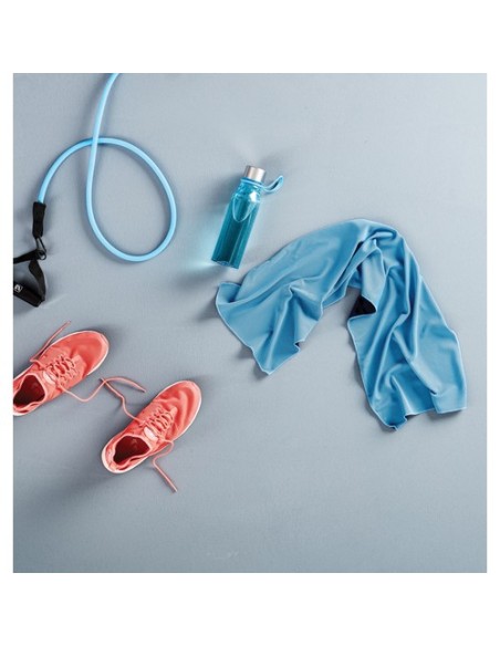 VINGA Botella de agua de tritán Lean 600 ml