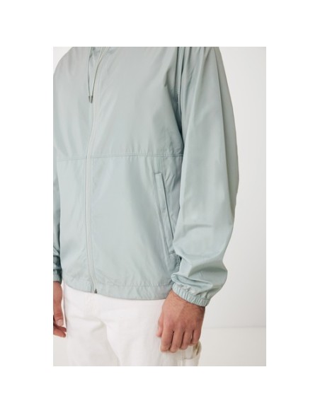 Chaqueta ligera Iqoniq Logan de poliéster reciclado