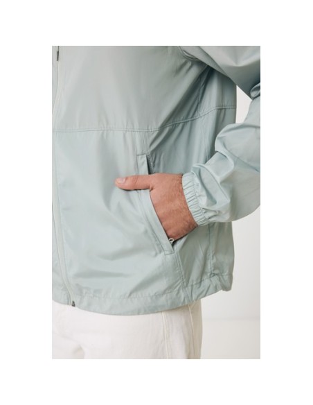 Chaqueta ligera Iqoniq Logan de poliéster reciclado