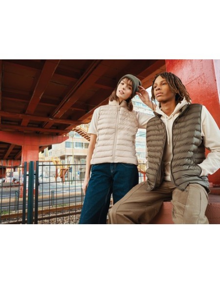 Chaleco Iqoniq Meru hombre de poliéster reciclado